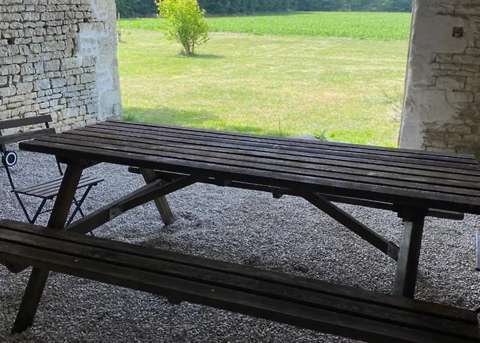 La Grange, De Campagne Proche Benon Et La Rochelle * Saint-Georges-du-Bois (Charente-Maritime)